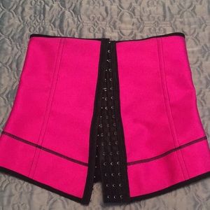 Waist trainer